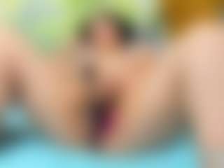 nikol32's Live Sex Cam Show