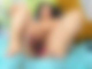 nikol32's Live Sex Cam Show