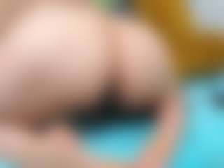 nikol32's Live Sex Cam Show