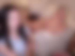 Live cam show with Lydia Love - Shaved Pussy on Livezox