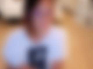 Live cam show with sofiastevens - Granny on livesuperchat.net