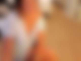 Live cam show with sofiastevens - Granny MILF on StripNow
