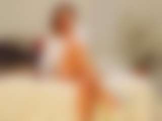 Live cam show with sofiastevens - Bedroom on Camsoda