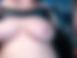 ChubbyPussycat's Live Sex Cam Show