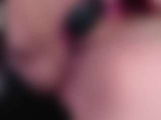 Live cam show with ChubbyPussycat - Slave on Camsoda