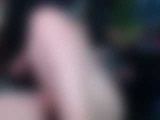 ChubbyPussycat MILF webcam performer live streaming