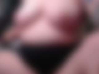 ChubbyPussycat's Live Sex Cam Show