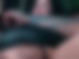 Live cam show with ChubbyPussycat - Middle Aged on Camming Site