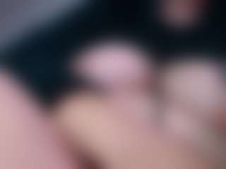 Live cam show with ChubbyPussycat - Smoking on Soda Cam