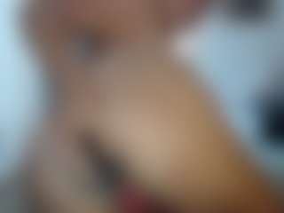lulu7870's Live Sex Cam Show