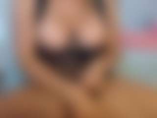 lulu7870's Live Sex Cam Show