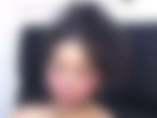 Tatis MILF webcam performer live streaming