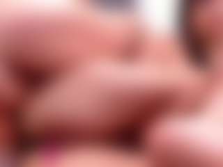 Live cam show with GanseloMix - Average on Camsoda
