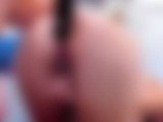 Live cam show with GanseloMix - Bedroom on https://playwithruby.com