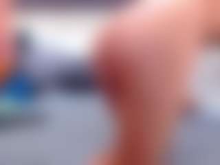 Live cam show with GanseloMix - Green Eyes on Camsoda