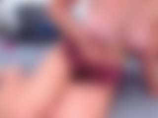 Live cam show with GanseloMix - Green Eyes on Camiplay Live