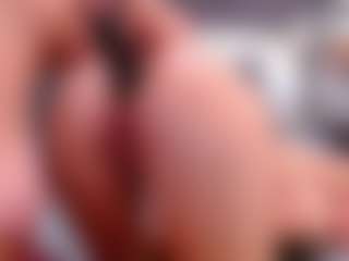Live cam show with GanseloMix - Gagging on Camsoda