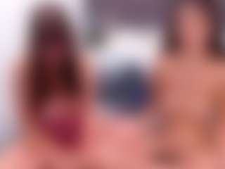 GanseloMix MILF webcam performer live streaming
