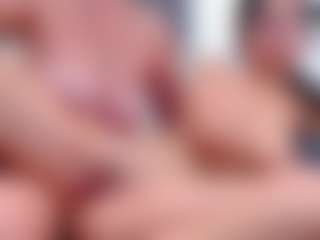 Live cam show with GanseloMix - Green Eyes on xfollow cams