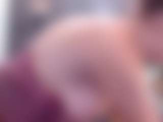 Live cam show with GanseloMix - HD on https://playwithruby.com