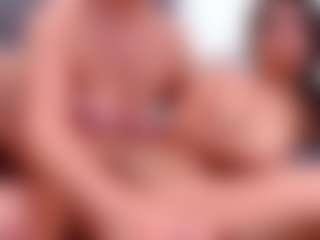 Show de cam en vivo con GanseloMix - Squirt en Camsoda