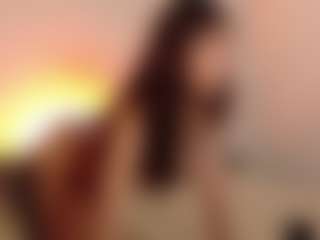 Live cam show with Deviil Doll - Thin on milfzrlive.com