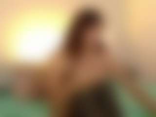 Live cam show with Deviil Doll - Average on hrnylive.com