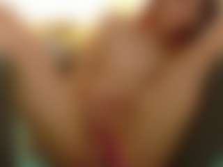 Live cam show with Deviil Doll - Tease on AdultVida.com