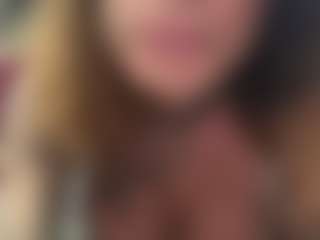johanadoll69's Live Sex Cam Show