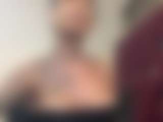 johanadoll69's Live Sex Cam Show