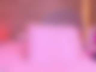 Live cam show with Danna Berlin - Bedroom on Fling VIP Chat