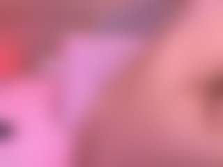 Live cam show with Danna Berlin - Dance on MyBangCams