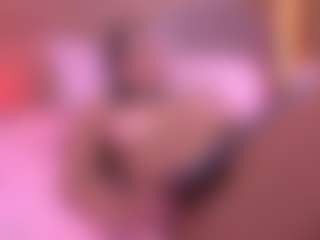 Live cam show with Danna Berlin - Petite on chickslive.net
