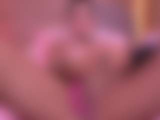 Live cam show with Danna Berlin - Petite on livesuperchat.net