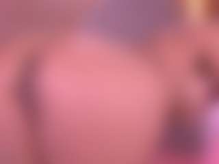 Live cam show with Danna Berlin - Oil on Camsoda