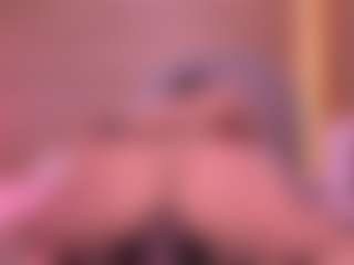 Live cam show with Danna Berlin - Smoking on Free Soda