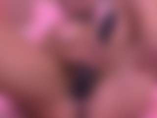 Live cam show with Danna Berlin - Young Adult on Uber Horny