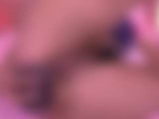Live cam show with Danna Berlin - Control on Milfs Live