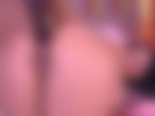 Live cam show with Danna Berlin - Doggy Style on Milfs Live