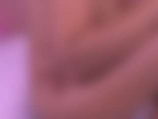 Live cam show with Danna Berlin - Orgasm on Soda Cam