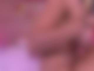 Live cam show with Danna Berlin - Squirt Teen (18+) on intimatelivegirls.com