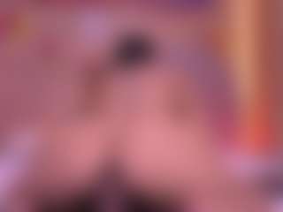 Live cam show with Danna Berlin - Dildo Or Vibrator on crypto-cams