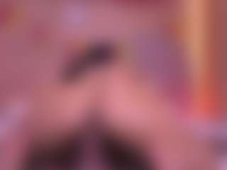 Live cam show with Danna Berlin - Creampie on CamSextacy