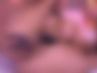 Live cam show with Danna Berlin - Latina Petite on Camsoda.co | colombia