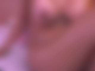 Live cam show with Danna Berlin - Bedroom Teen (18+) on TeamSkeetLive