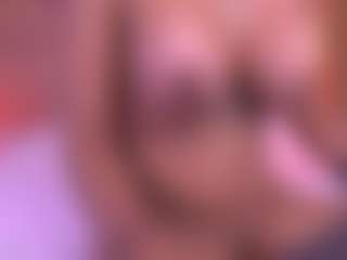 Live cam show with Danna Berlin - Control on Camsoda