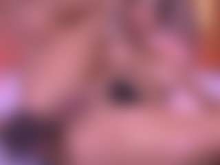 Live cam show with Danna Berlin - Oil on liverealitysex.com
