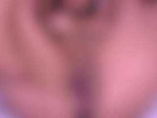 Live cam show with Danna Berlin - Colombia Young Adult on Uber Horny