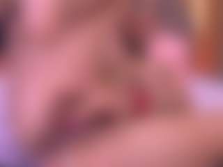 Live cam show with Danna Berlin - Teen (18+) on Hubzter Live