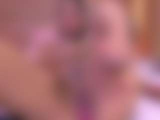 Live cam show with Danna Berlin - Petite on Camsoda